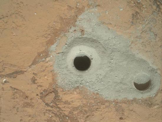 Curiosity fez primeiro furo em Marte